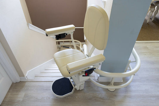 Harmar Harmar Helix Curved Stairlift
