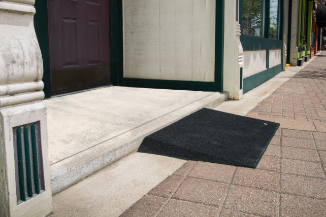 EZ-ACCESS TRANSITIONS Angled Entry Mat