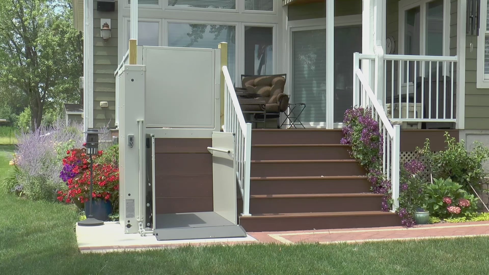 Load video: Bruno Vertical Platform Lift by Faith Mobility