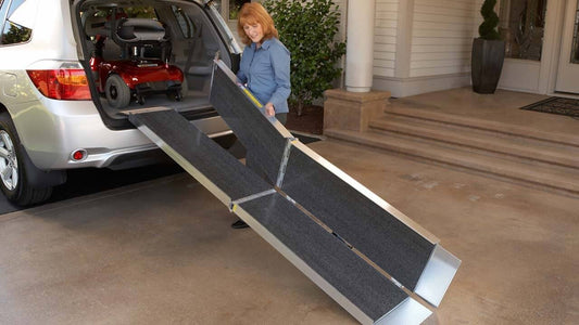 EZ-ACCESS SUITCASE TRIFOLD AS Ramp